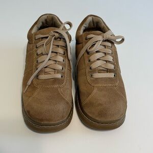 Riverstone Lace Up Suede Moccasins Women 8.5 Beige Tan Leather Chunky Platform